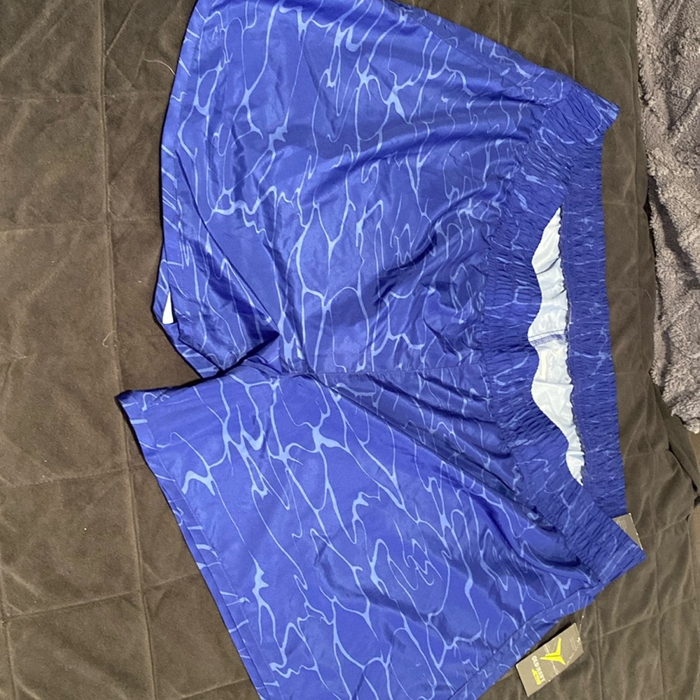 NWT women’s running shorts elastic waist size XXL